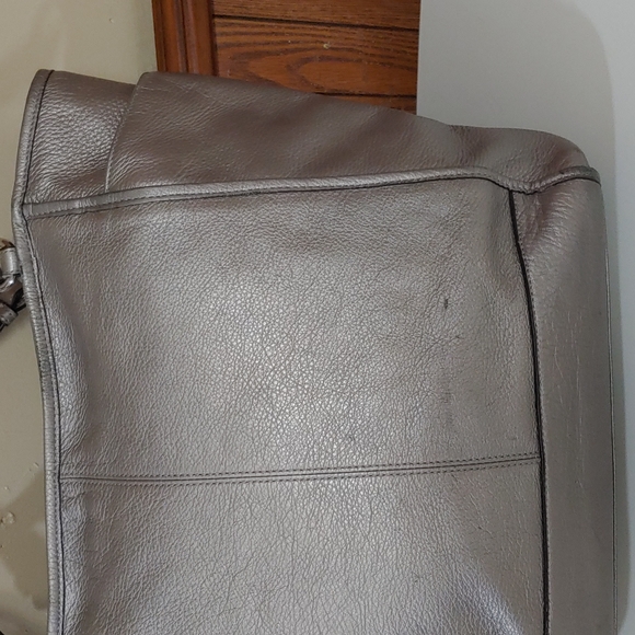 Coach New York Metallic Leather Large Shoulder Bag - Picture 7 of 17